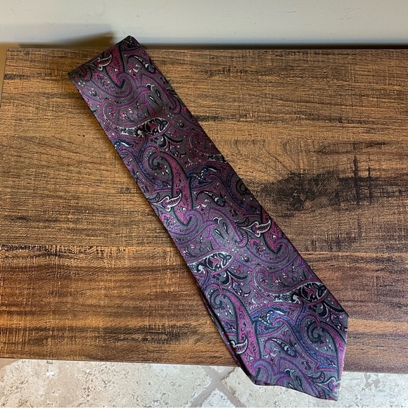 Christian Dior Paisley Silk Tie - Picture 1 of 4